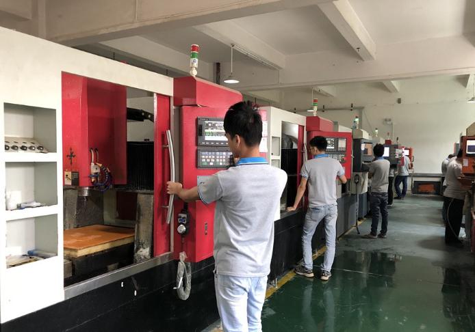 深挖兩年，秋平模型借助金石3D打印機崛起為重慶汽車手板之最