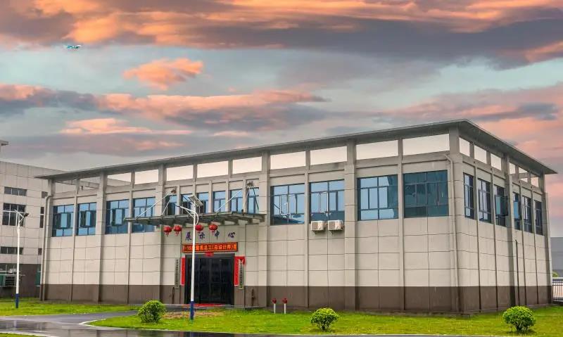 航母艦載機J-15項目總負責人苗玉華蒞臨江西金石三維智能制造科技有限公司指導工作 航母艦載機J-15項目總負責人苗玉華蒞臨江西金石三維智能制造科技有限公司指導工作