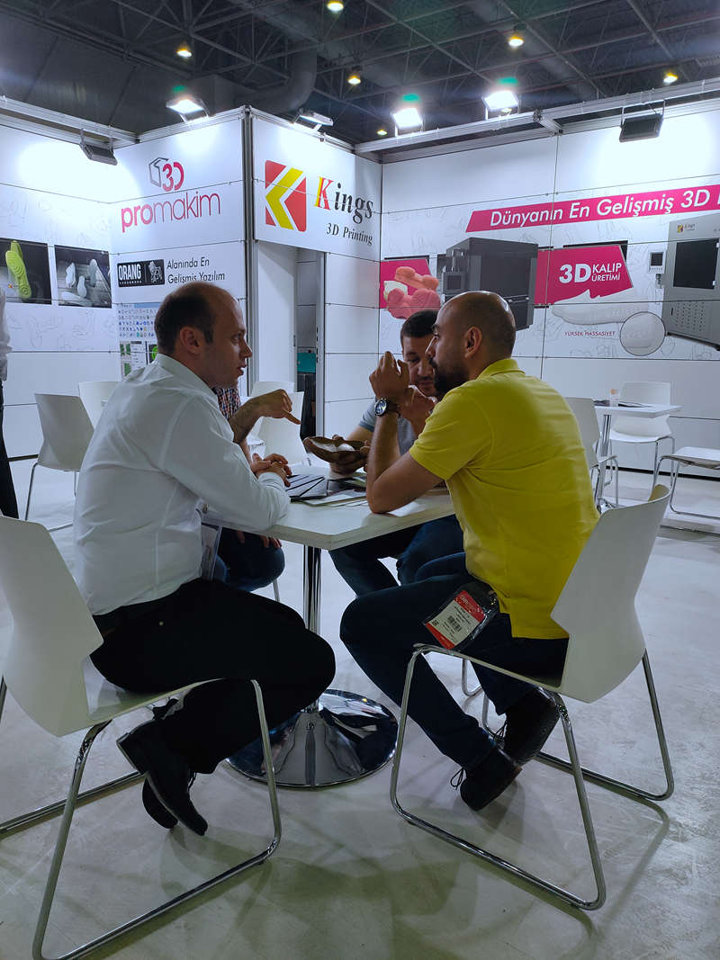 亮相土耳其AYSAF展 Kings工業(yè)級(jí)3D打印機(jī)在現(xiàn)場(chǎng)喜簽三單 亮相土耳其AYSAF展 Kings工業(yè)級(jí)3D打印機(jī)在現(xiàn)場(chǎng)喜簽三單